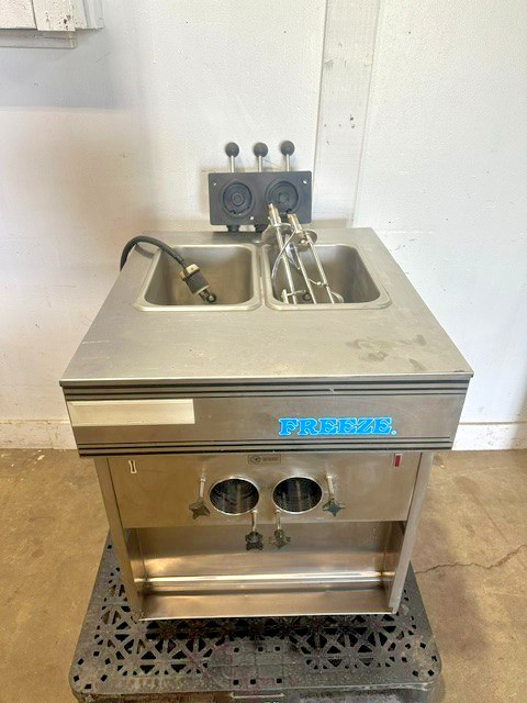 ELECTRO FREEZE 55TF-213 AIR COOLED 1PH 2 FLAVOR SOFT SERVE ICE CREAM MACHINE