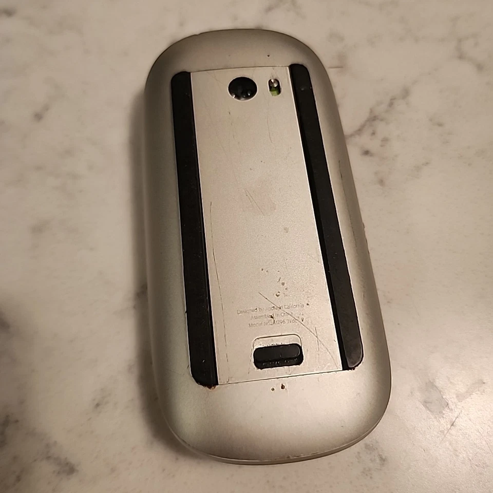 Apple Wireless Bluetooth White Magic Mouse Model A1295 - Image 2 of 3