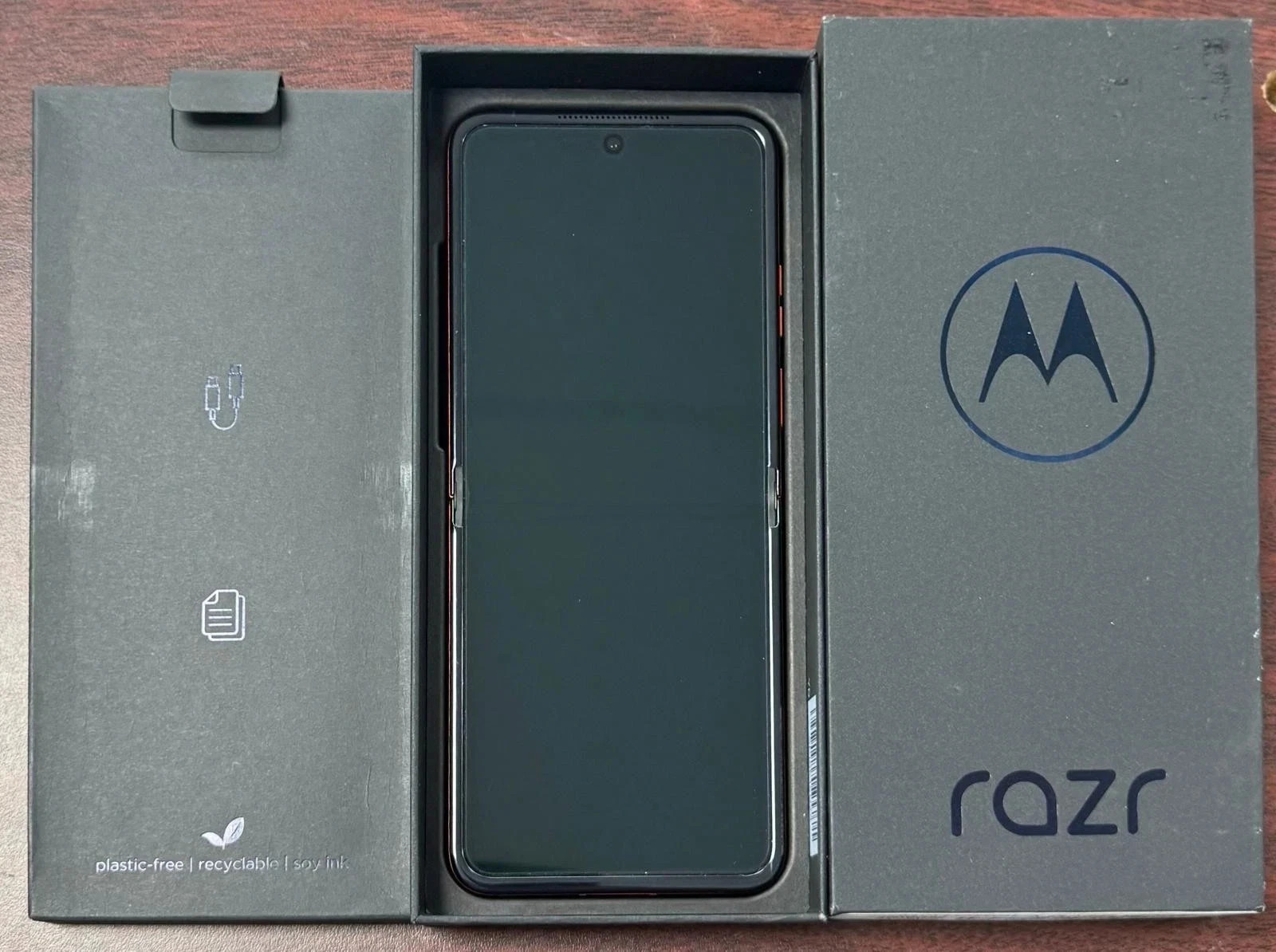 Motorola Razr 2024 Smartphone 6.9" 256GB Factorty Unlocked Spritz Orange