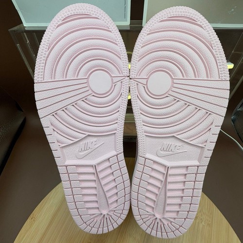 Jordan 1 Mid Pink Foam Rojo Fuego Blanco (PS) Talla 3Y - Imagen 9 de 12
