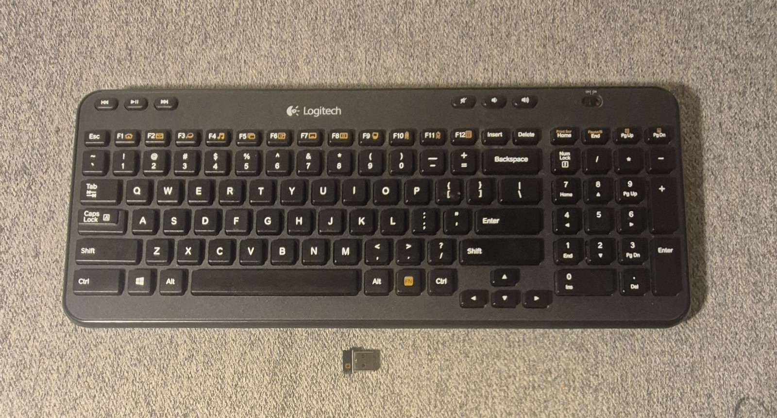 Logitech k360 Wireless Keyboard Full Size Compact USB Keyboa