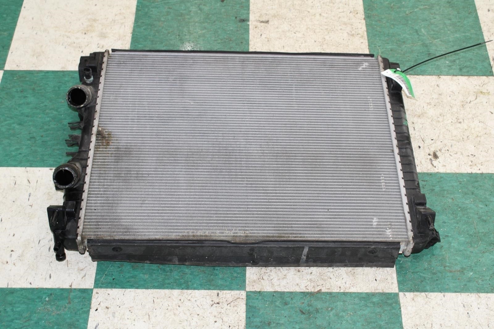 14-17 Ghibli 3.0L Motor Engine Front Coolant Radiator Assembly OEM Factory WTY