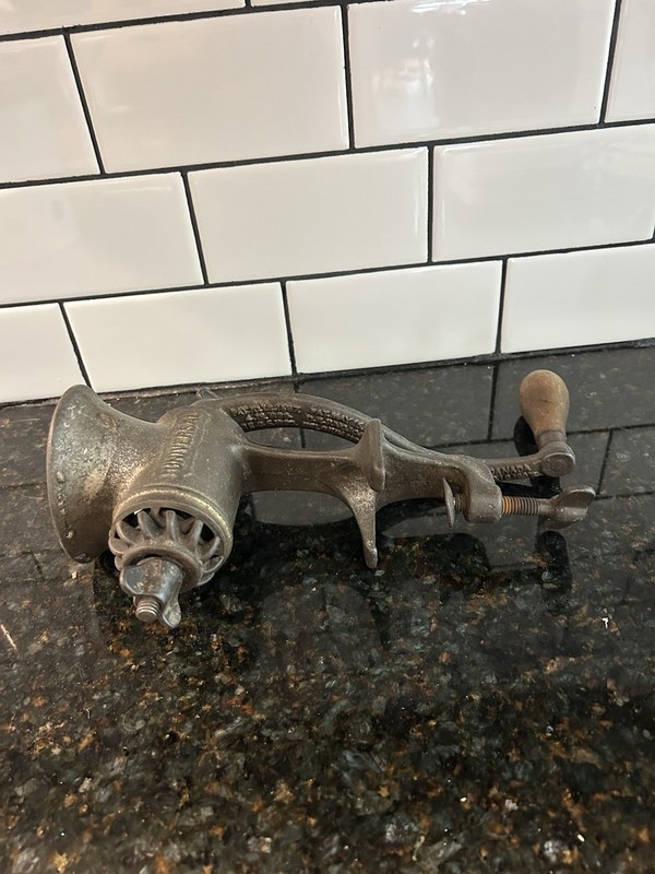 Vintage Landers Frary & Clark Manual Meat Grinder Universal No 1 ConnecticutUSA