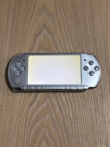 Consola Sony PSP-3000 plateada sistema probado portátil Japón PlayStation portátil - Imagen 2 de 14