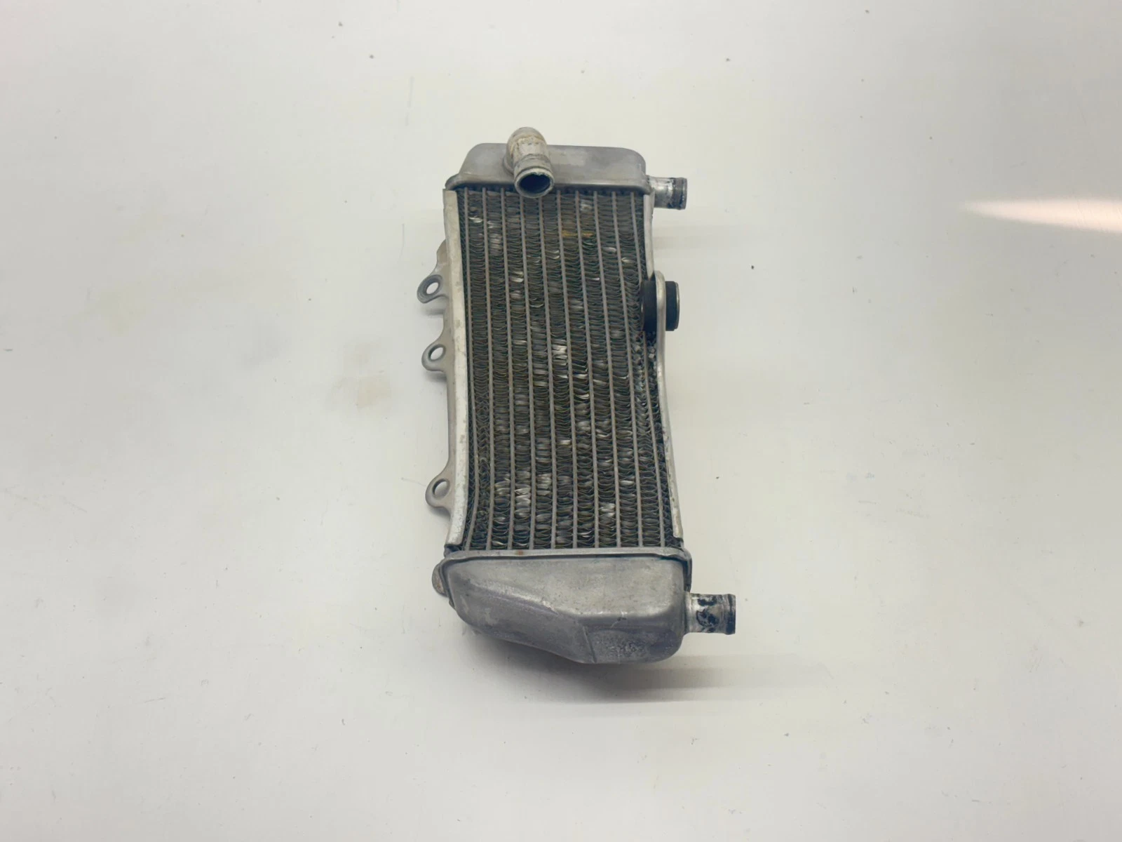 2000 Yamaha YZ125 Left Side Radiator Non Fill Cooling System OEM 4SS-1240A-10-00