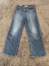 Levis Jeans Womens 28x27 Ribcage Straight Med Wash Denim Button Fly