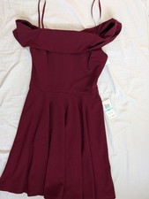 Season of Fun Maroon Off-The-Shoulder Skater Dress by Lulu’s Size Small
