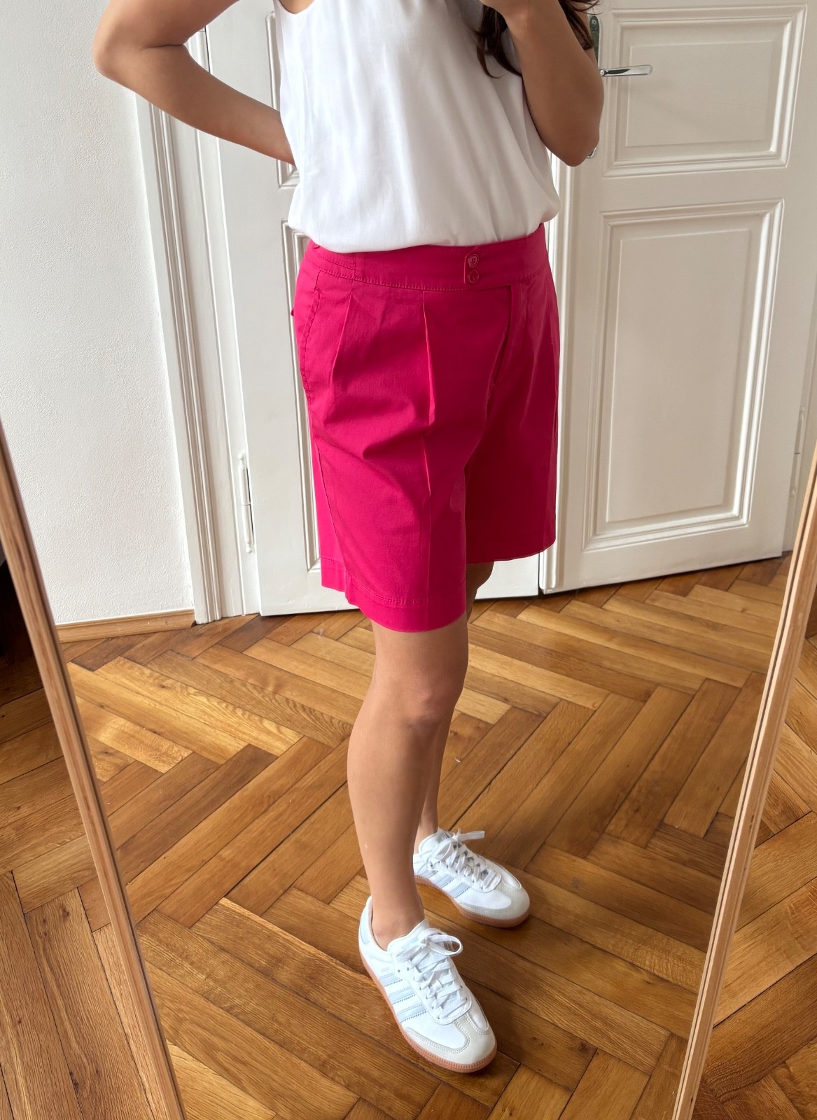 Luisa Cerano, Bermudas Cintura Alta Color Fucsia Nuevo, T. 42