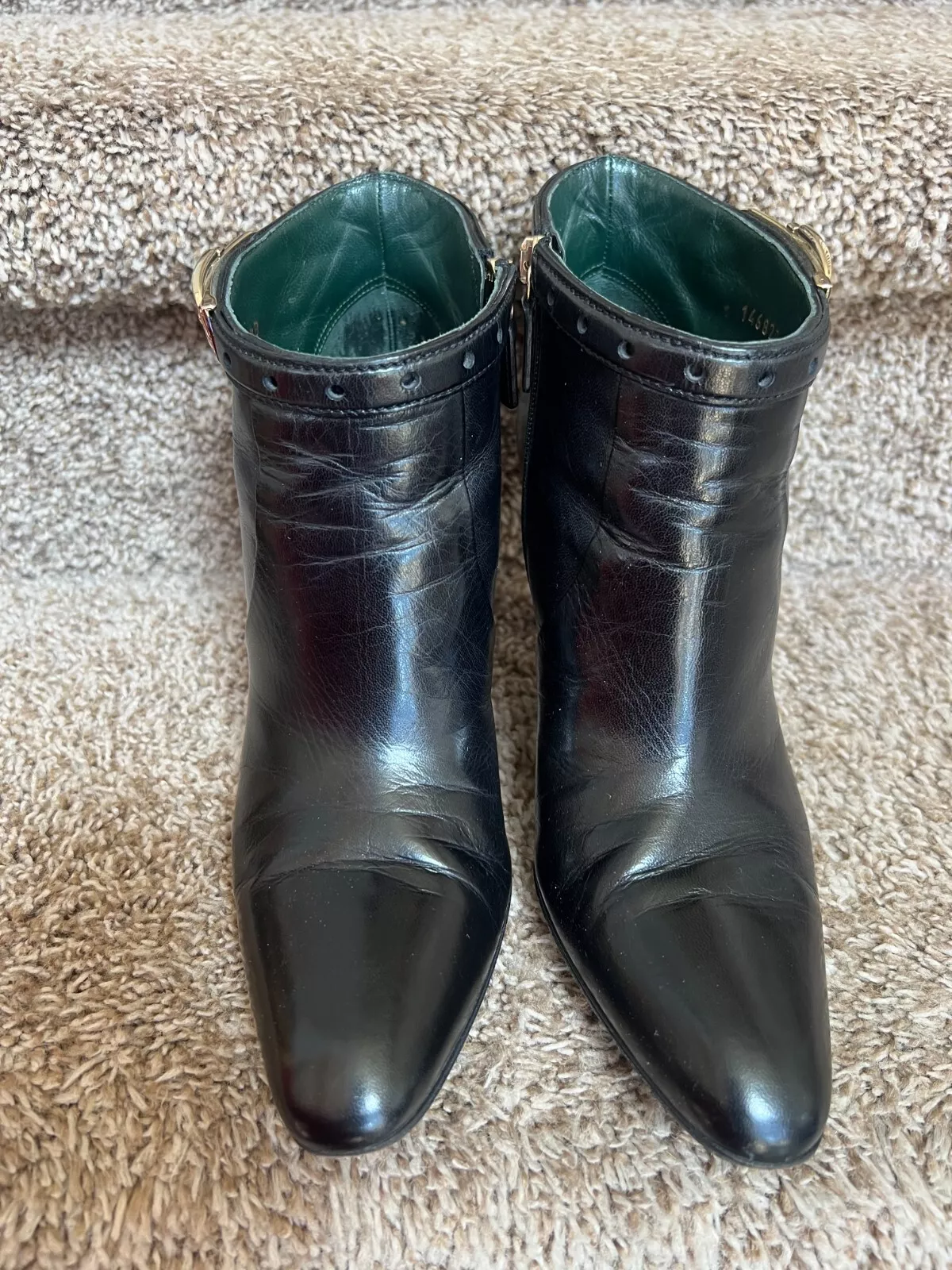 Bottines femme Gucci en cuir noir   Taille UK 7,5 / US 7,5.