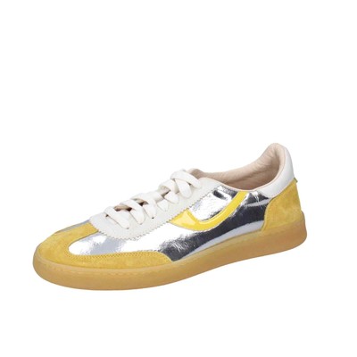 Chaussures Femme MOMA 37 Ue Baskets Jaune en Daim Argenté BC821-37