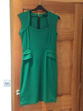 LADIES SIZE 14 GREEN SUMMER DRESS