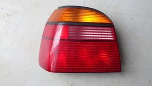 Rückleuchte links ohne Lampenträger, VW Golf III Limo / Cabrio Nr. 1H6 945 111