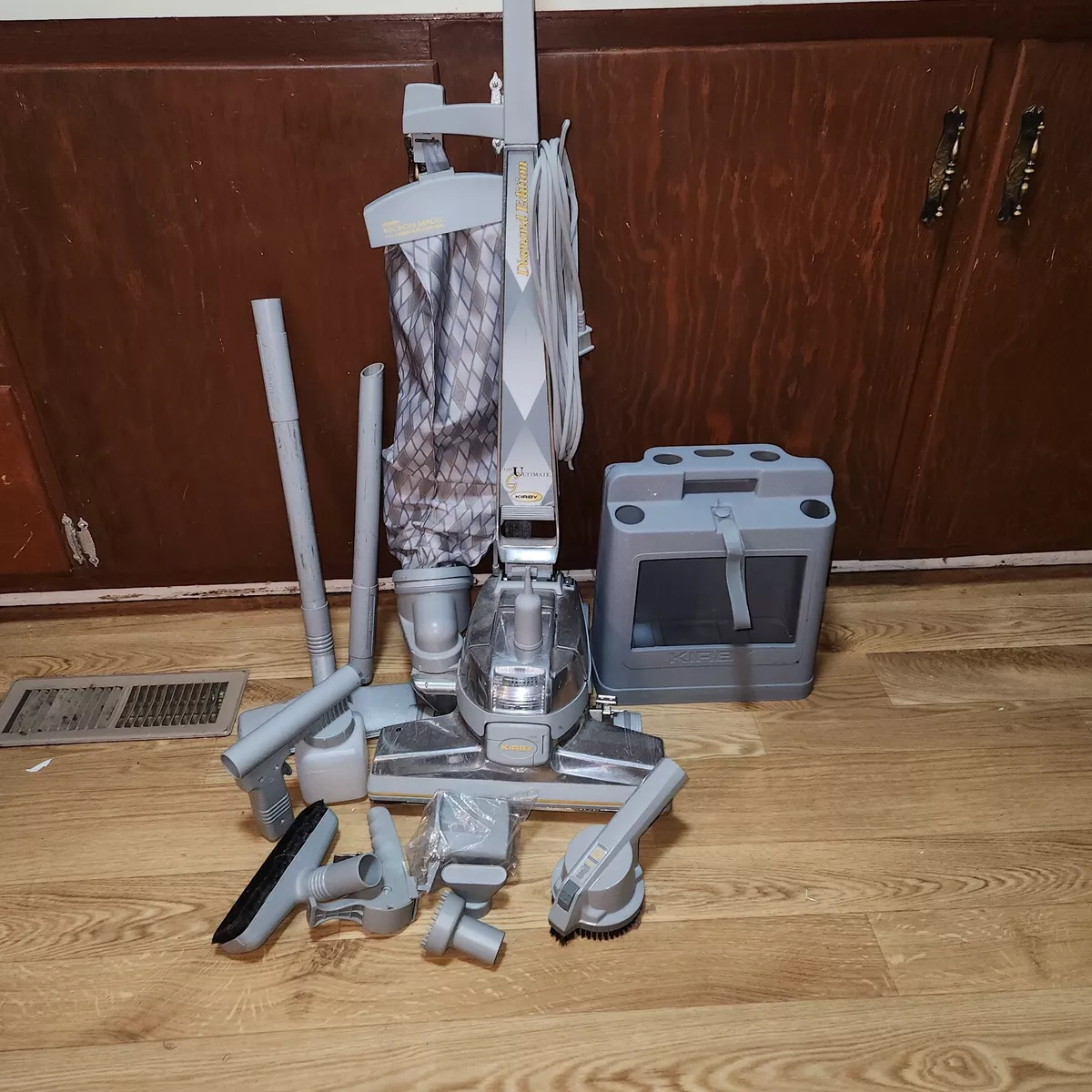 KIRBY VACUUM CLEANER UPRIGHT G7D ULTIMATE W/TOOLS