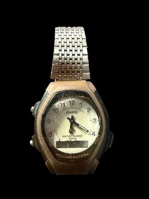 Vintage Casio Forester Illuminator F1-600W Analog Digital Watch 100M Water