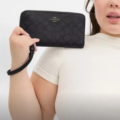 NWT Coach CW778 Long Zip Around Wallet in Signature Canvas Black