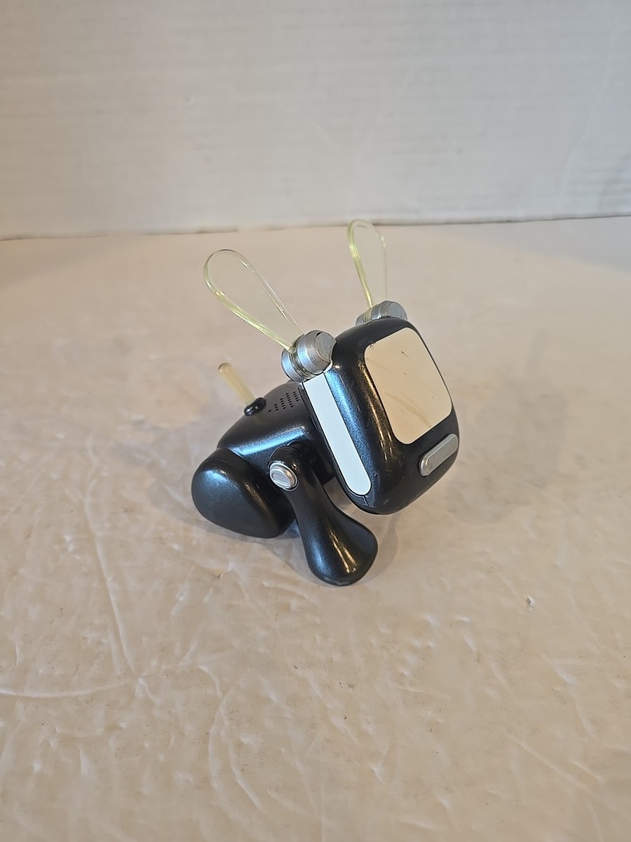Vintage 2005 Hasbro Sega i-Dog Dark Grey Robot Speaker Puppy