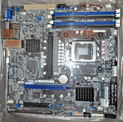 ASUS P12R-M/10G-2T Server Mainboard, Sockel 1200, DDR4