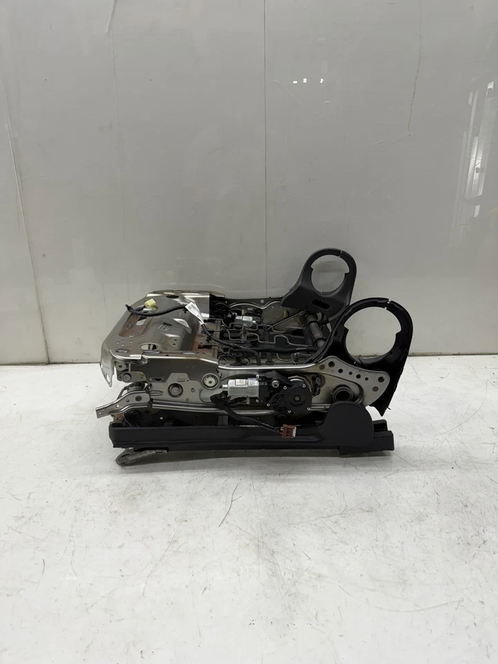 Nissan Murano 2017-2024 OEM asiento delantero izquierdo conjunto de oruga Foto 4 de 4