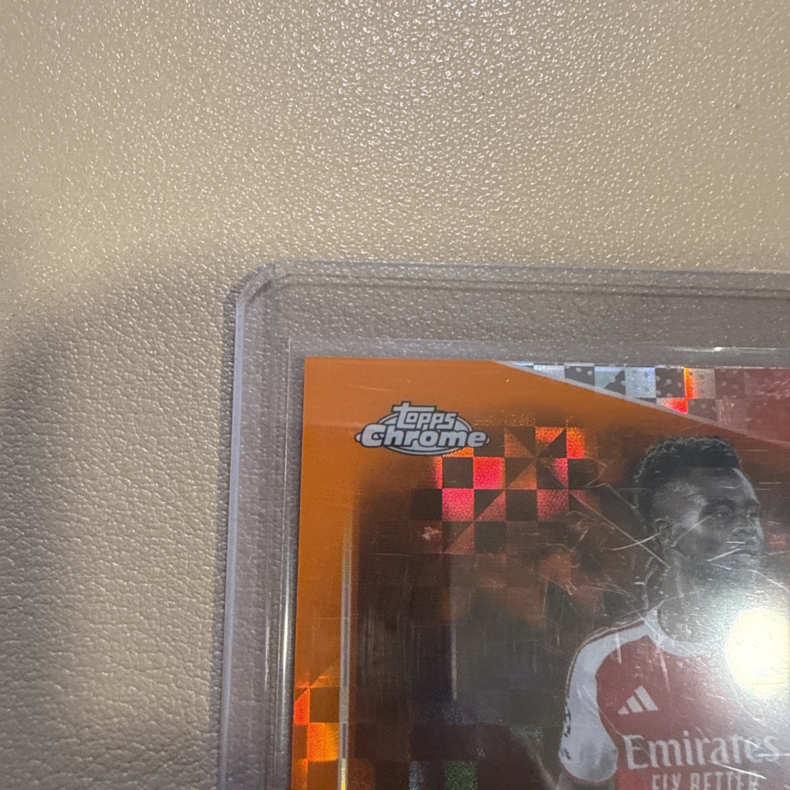 2025-26 Topps Chrome UEFA CC Bukayo Saka Orange Geometric Refractor #/25 Arsenal view 3