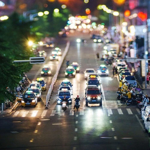 AstrHori 85mm f/2.8 Macro Tilt Portrait Manual Lens for Canon RF Mount - Image 3 of 4