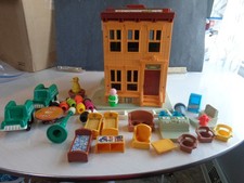 Vintage Fisher Price Sesame Street Play Family Little People Mr. Hooper Store