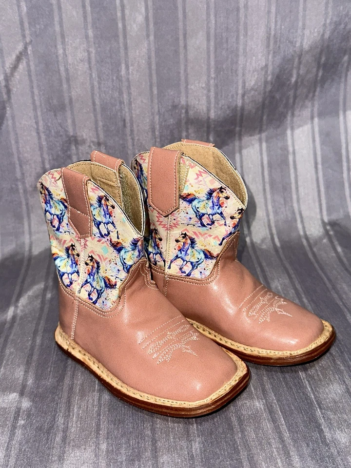 Botas de couro feitas à mão Roper Cowbabies rosa com cavalos tamanho 3 - Imagem 2 de 4