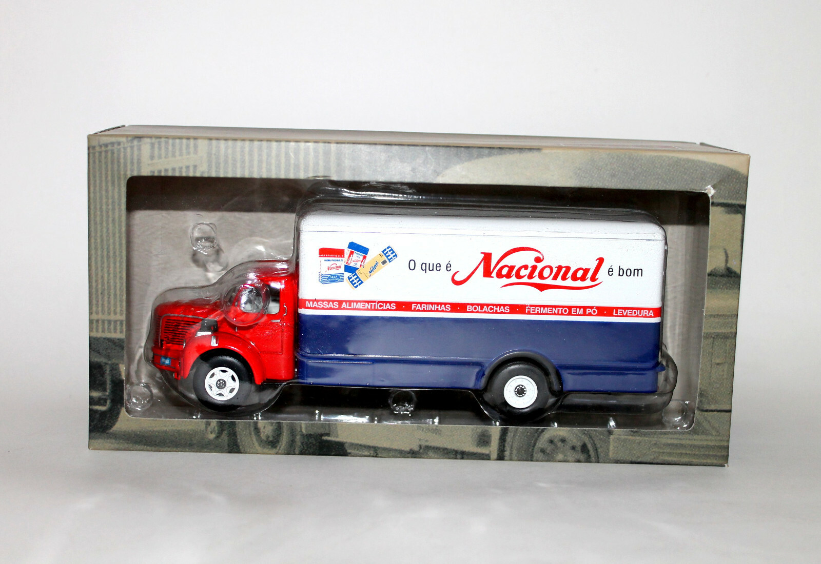 Camion Transports O Que é Nacional é Bom 1/43 Altaya pour vitrine de salon