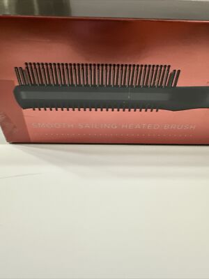 Hairitage Smooth Sailing Heated Brush Straighter Mindy McKnight