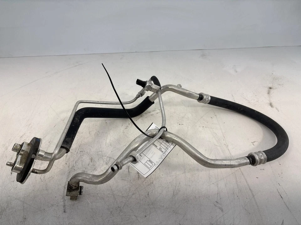 Оригинальный всасывающий и жидкостный шланг в сборе для кондиционера Acura Mdx 2014-2016 годов выпуска - Изображение 3 из 4