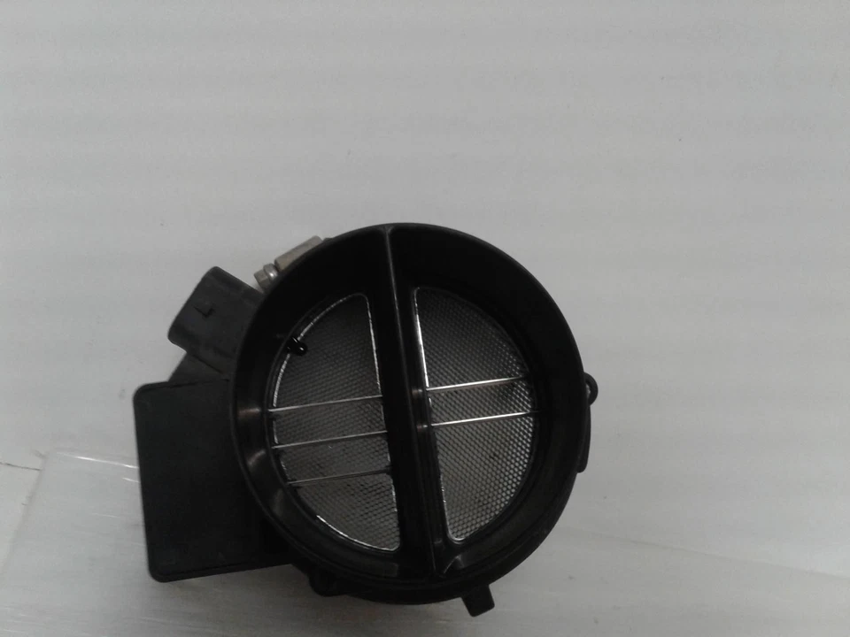 Used Fuel Injection Air Flow Meter fits: 2005 Cadillac Escalade ext  Grade A - Image 4 of 4