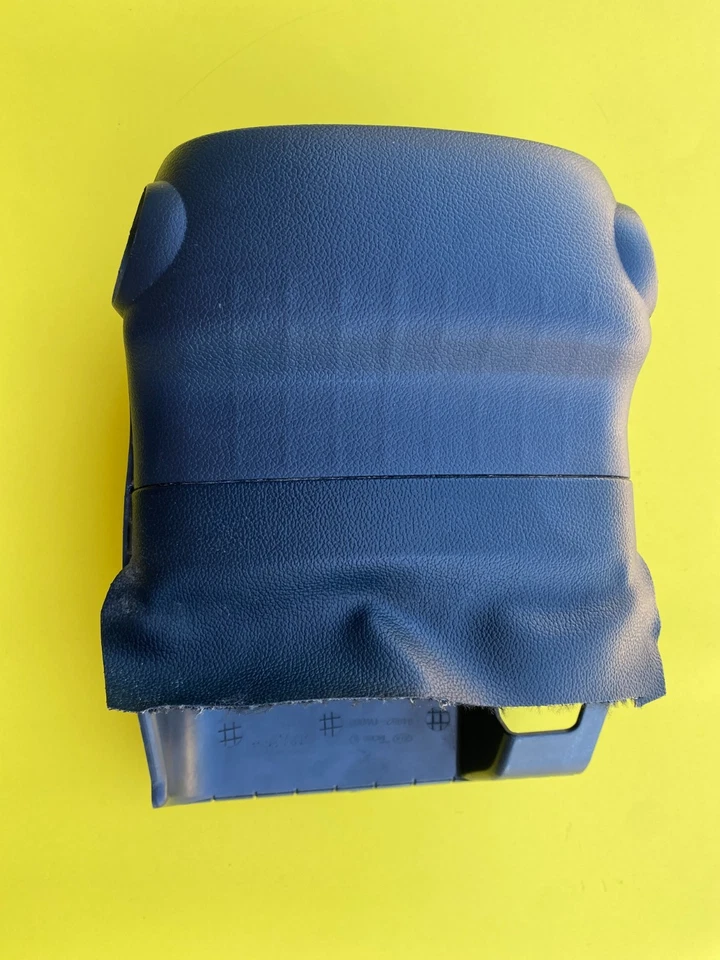 KIA RIO 2012-2017 COLUMNA DE DIRECCIÓN BISEL EMBELLECEDOR CUBIERTA SUPERIOR E INFERIOR OEM 84851-1W000 Foto 4 de 4