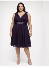 Jessica Howard Evening Plum Purple Dress Size 16P Petite V-Neck RuchedCocktail