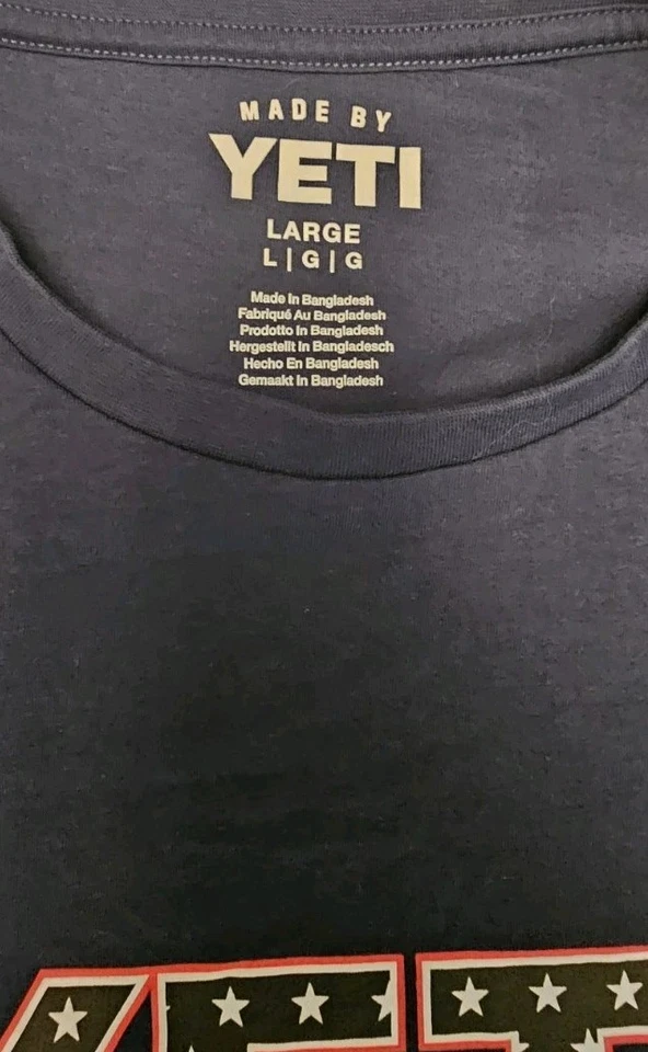 Men's YETI Patriotic T-Shirt Made By Yetti Size Large Navy Blue Foto 3 de 4