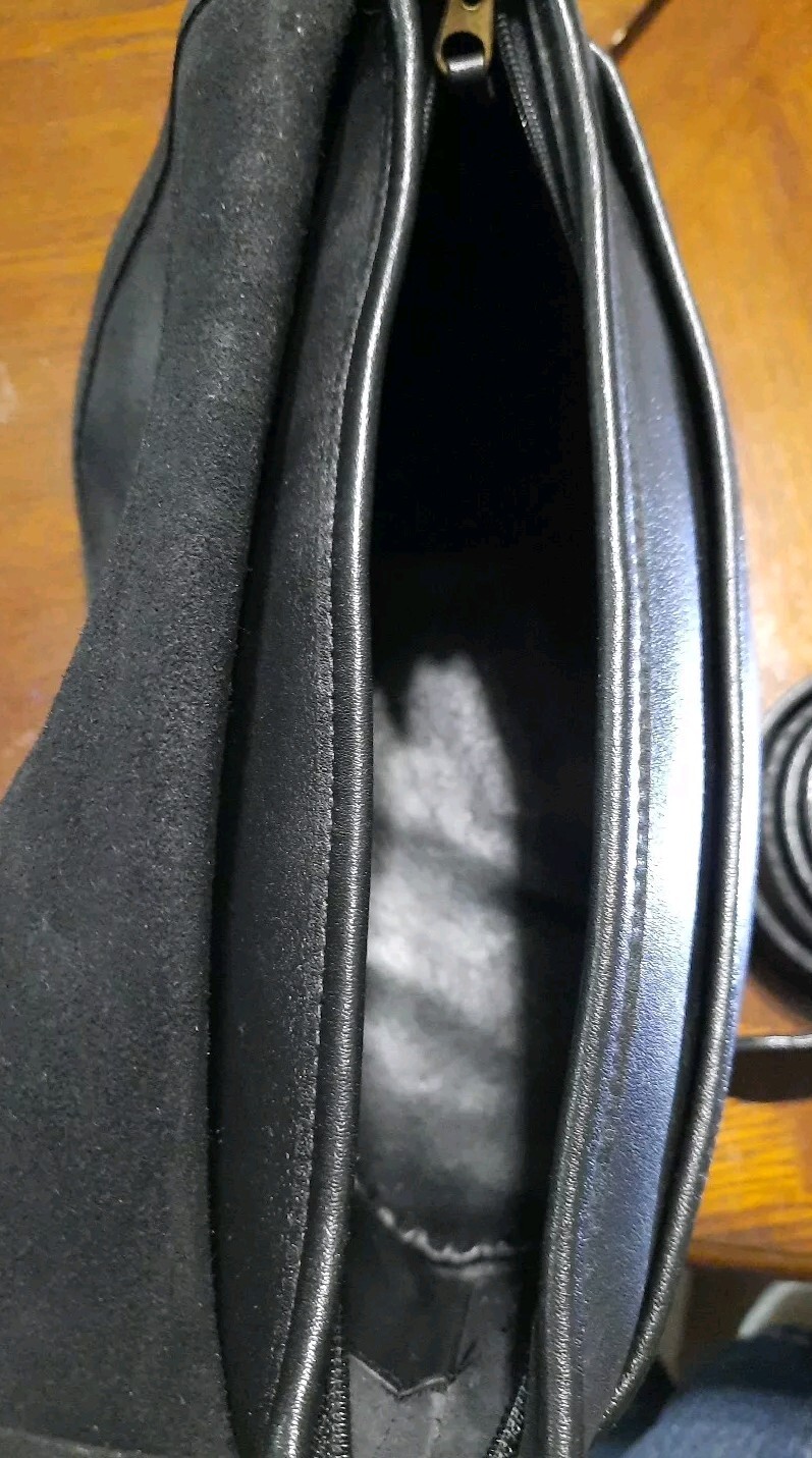 Picture 4 of 11