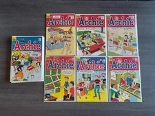 Archie Comic Book Lot - 14 Book Lot - Mid Grade Lot (Archie Comics)