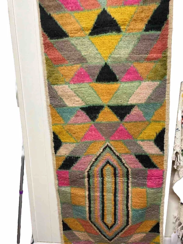 Corredor bereber marroquí vintage Boujaad Azilal AZ2Tribal 10 ft8’’ X 2 ft3’’’ Foto 4 de 4