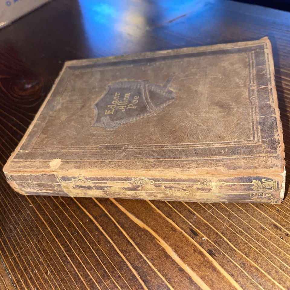 The Works of Edgar Allen Poe, 1927, Leather Bound Foto 2 de 4