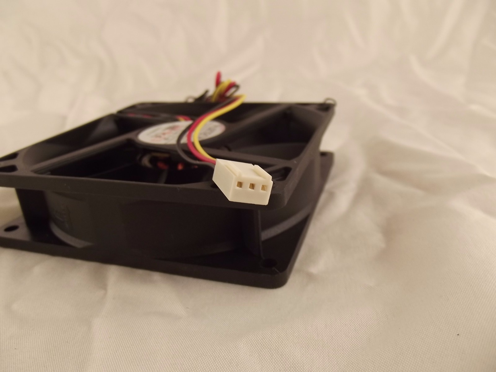 Martech DF0922512B1MN 12 VDC 0.22 a 2.64 W Round DC Brushless Fan for ...