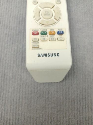 Genuine Samsung Remote Control AA63-01361A White Tested Working Clean Unit - Picture 2 of 10