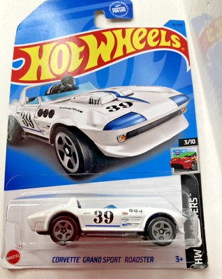 Mattel Hot Wheels car-Corvette Grand Sport Roaster- Diecast multicolor