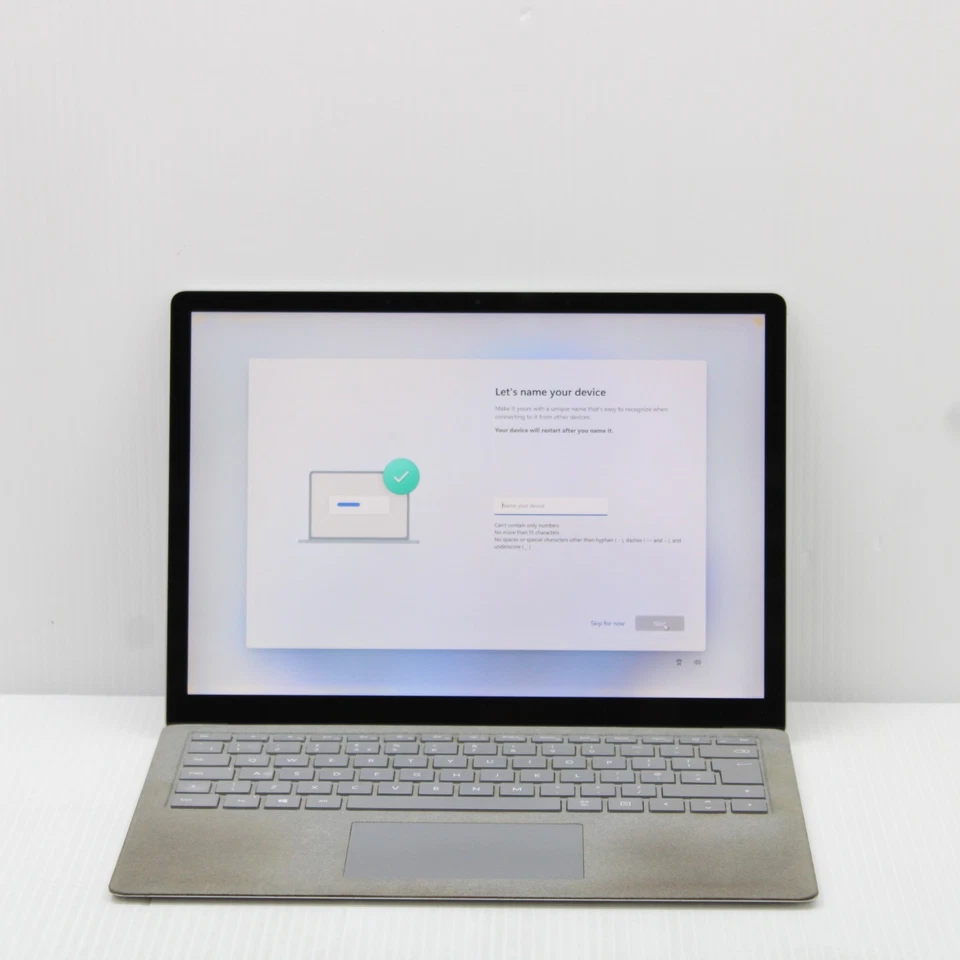 Microsoft Surface Laptop 2 Windows 11 Pro 13" Intel Core i7 8650U 8GB 256GB SSD - Image 2 of 4