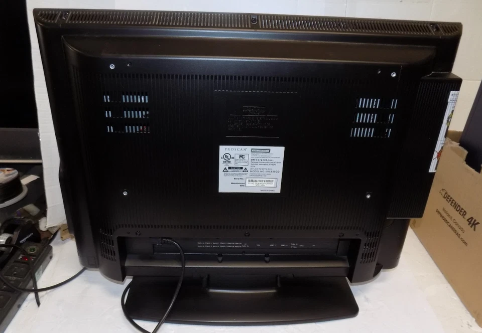 Proscan 26LB30QD 26" Black 720p LCD HDTV With Built-In DVD Player with Remote - Image 4 of 4