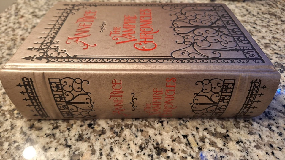 The Vampire Chronicles by Anne Rice - Leather Bound Barnes & Noble Exclusive Foto 3 de 4