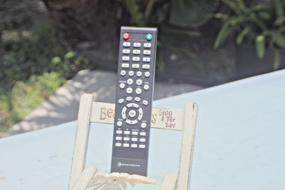 ELEMENT  - REMOTE CONTROL- MODEL - JX8040A - ELEFT 406/46 - TV -TESTED