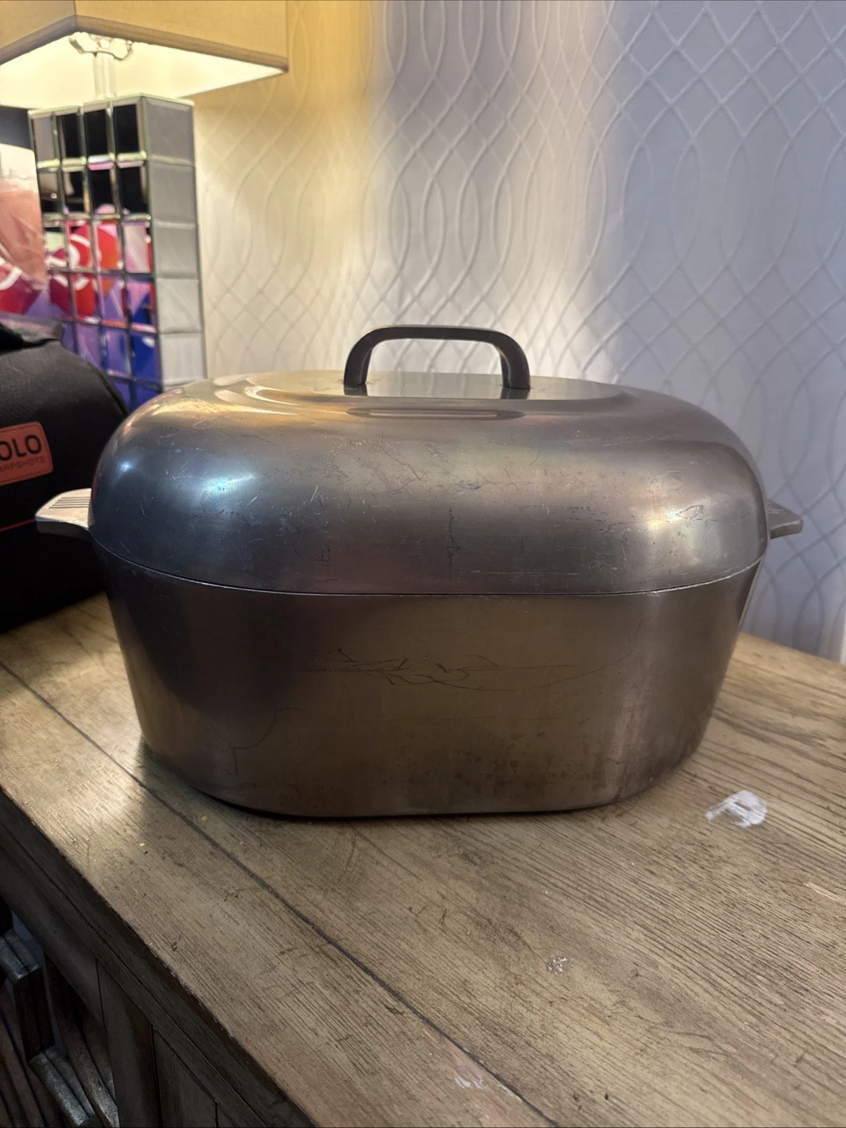 Magnalite Classic 15 Inch Oval Dutch Oven Aluminum Pot Roaster Si16 C
Opens in a new window or tab