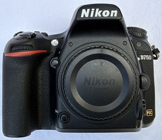 Nikon D750 Vollformat DSLR | 14.570 Auslösungen | Top Zustand | OVP