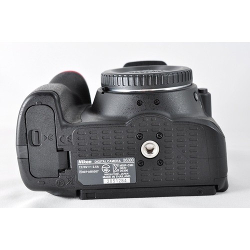 Nikon D5300 Digital Camera High Dynamic Range (HDR) 1080p HD Video Recording - Picture 8 of 12