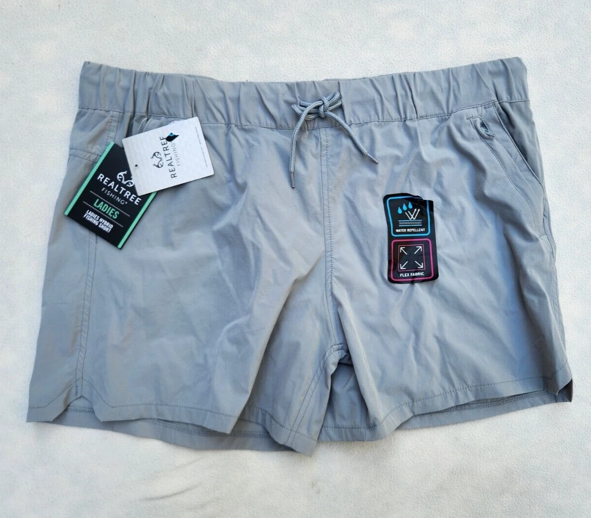 Realtree Fishing Shorts Women's 2XL Grey Performance Hybrid