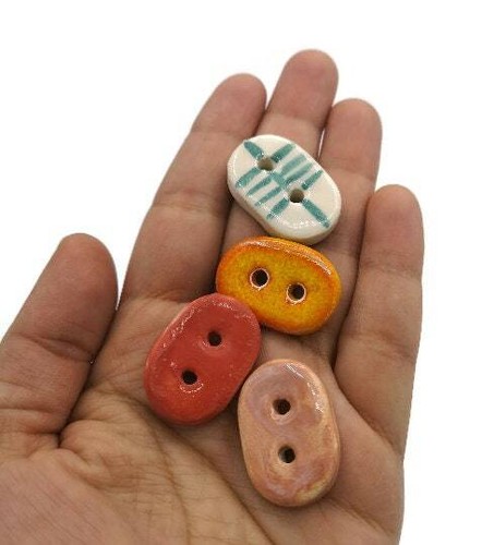 4Pcs Assorted Oval Sewing Buttons Lot, Large Buttons For Crafts, Coat, Scrapbook - Picture 5 of 10