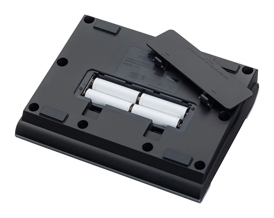 ZOOM V3 Vocal Processor Voice Changer Voice Effects Multi-Effect - Image 2 of 4